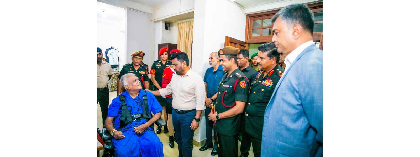 ජනපති මිහිඳු සෙත් මැදුරට යයි